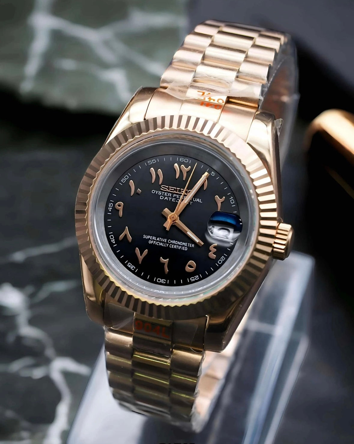 SikVivo “Golden Arabic” – Seiko NH35 Mod